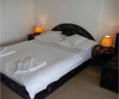Cziraky Panzio Bed & Breakfast Budapest